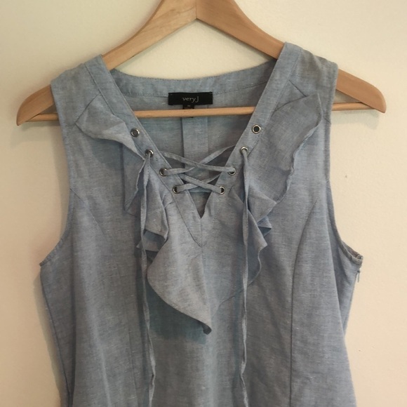 Very J sleeveless dress size medium lace up front, pockets, blue - Picture 2 of 6